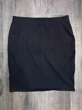 Old Navy Black Pencil Skirt - Sleek Straight Fit